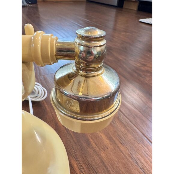 VTG Radio Shack French Style Push Button Telephone 43-330 Beige Gold UNTESTED - Picture 10 of 12